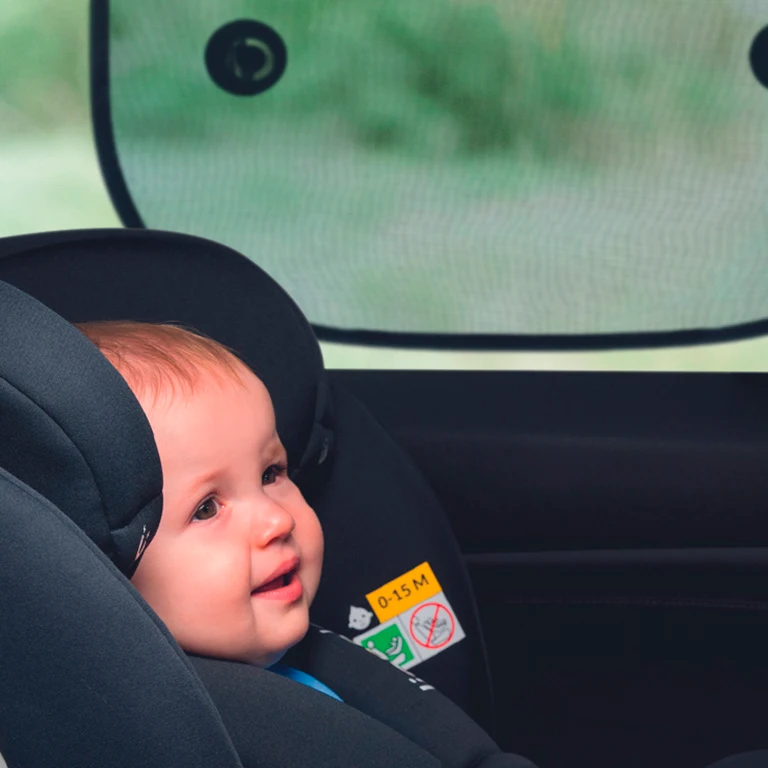 Сонцезахисна шторка Lionelo SunShade BLACK